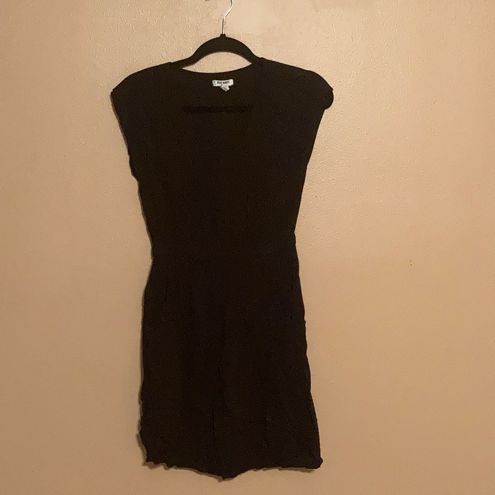 Breathable Old Navy Dress... With Pockets!